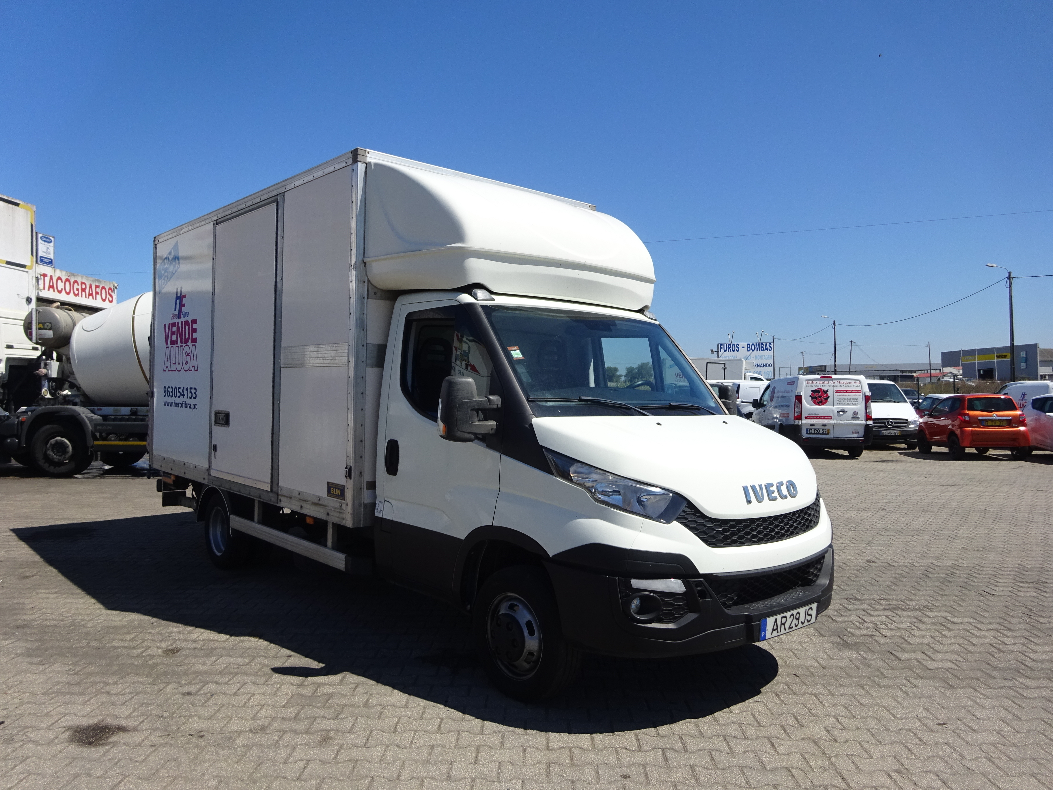 IVECO Chassi Cabine 35 C 13