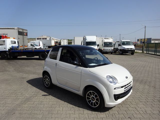 Microcar Dynamic Plus Premium